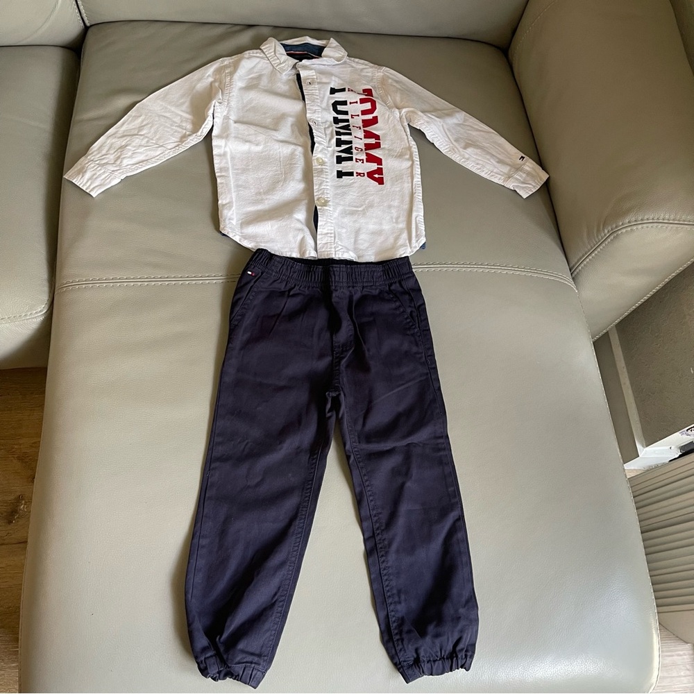 Tommy Hilfiger White and Navy Kids Set size 4t